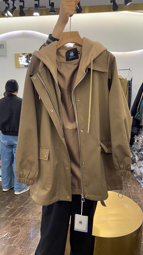 沫女装毛呢与合作鞋帽批发全攻略 厂家、品牌、图片与热帖信息指南